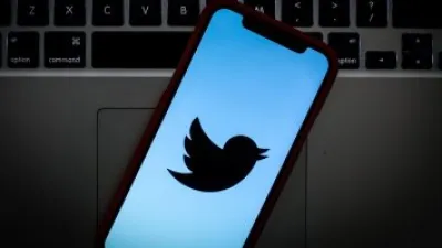 لماذا تحتاج الشبكات الاجتماعية إلى موظف شكاوى فى الهند؟