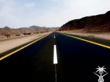 رفع مستوي سلامة طريق بواط واصلاح مواقع متضررة بطريق المدينة المنورة تبوك