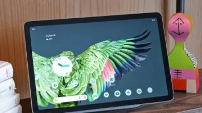 إيه الفرق؟.. أبرز الاختلافات بين جهازى Google Pixel Tablet وApple iPad 10th gen