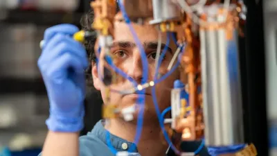 Physicists Put Quantum Entanglement on Autopilot with New 'Quantum Bath'
