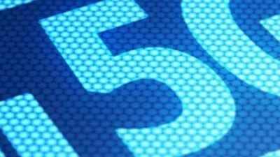 مفاوضات جديدة لحل أزمة الشركات اللاسلكية الأمريكية والمطارات بشأن شبكات 5G