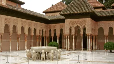 متى حكم ملوك الطوائف الأندلس