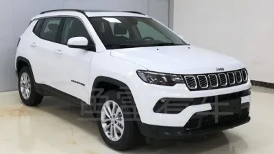 جيب كومباس 2022 المطورة تظهر في الصين