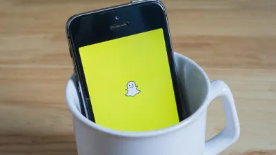 كيفية إضافة تعليقات توضيحية إلى صور سناب شات