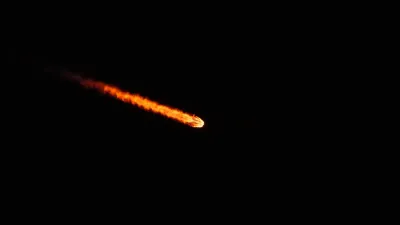 شركة SpaceX تتجاوز حاجز 11,000 قمر صناعي وتستحوذ على ثلثي المدار الأرضي