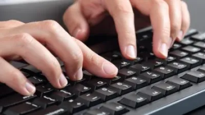 دراسة الموظفون المضغوطون هم أكثر عرضة لارتكاب أخطاء الكتابة على الكيبورد