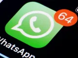 كورونا يزيد الإقبال على واتساب وفيسبوك