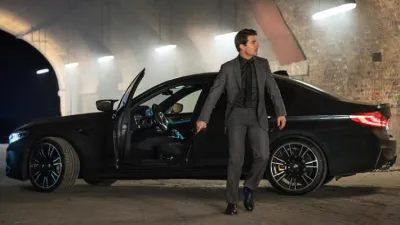سرقة سيارة توم كروز BMW X7 خلال تصوير الجزء السابع من Mission Impossible