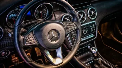 ما لا تعرفه عن سيارة مرسيدس GLC 300