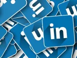 تقديم إعلانات InMail المدعومة القائمة على الهدف من لينكد إن