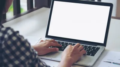 تطوير المواقع على الإنترنت